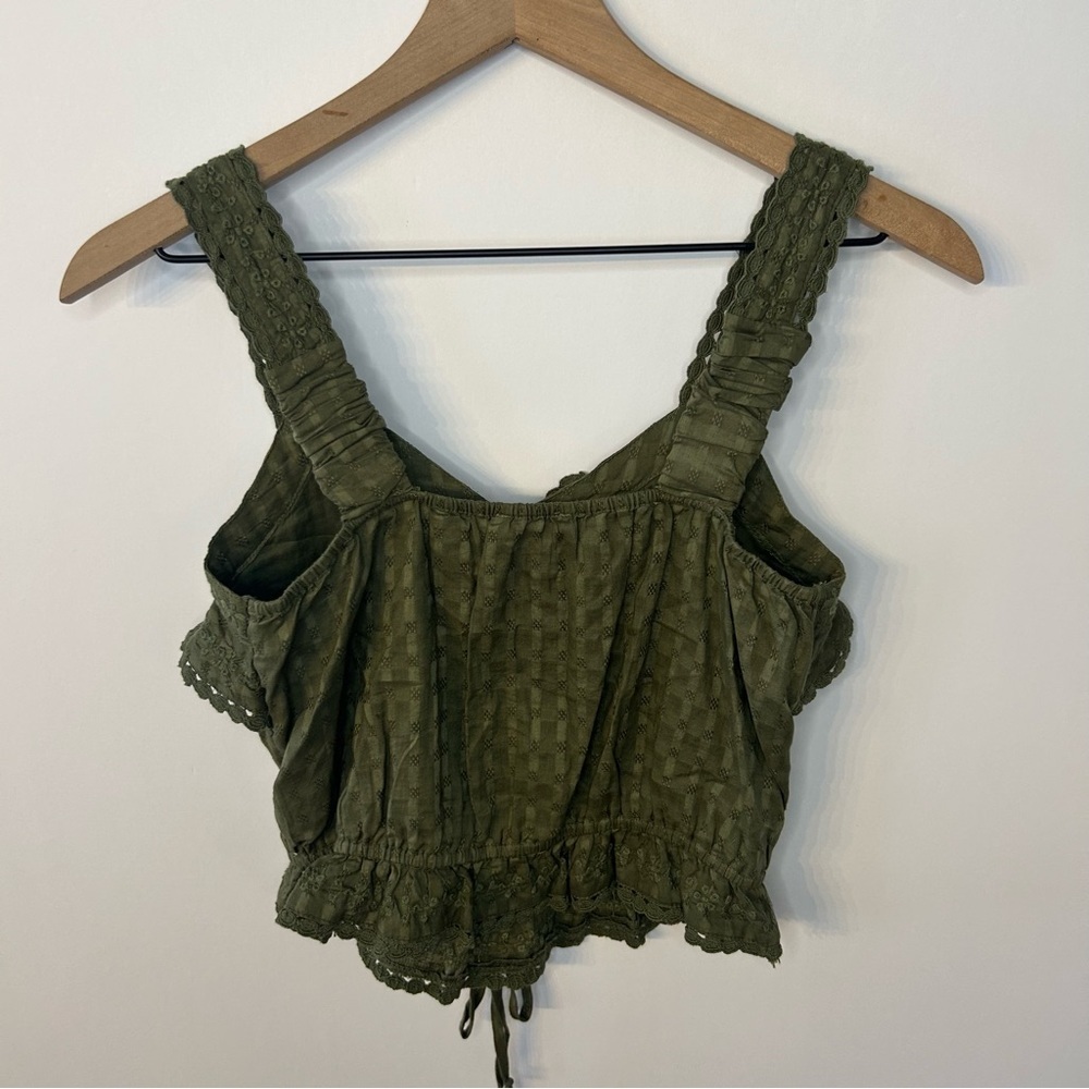 American Eagle Women’s Green Crochet Trim Embroidered Sleeveless Top, Size XS - Picture 4 of 8